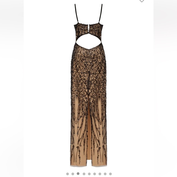 Gala-worthy beige maxi dress covered in black sequined ornament - worn once - Picture 5 of 7